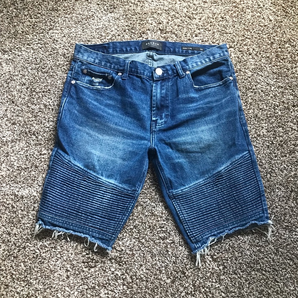 💣 PacSun cutoff shorts🔥